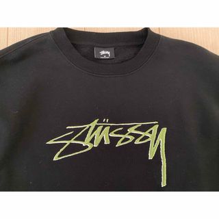 STUSSY - 【STUSSY】カレッジ ブルーロゴ刺繍 裏起毛 スウェット STUSSY - 【STUSSY】カレッジ ブルーロゴ刺繍 裏起毛 スウェット