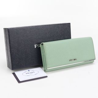 PRADA(財布 ・ グリーン・カーキ/緑色系)のフリマアイテム一覧 PRADA(財布 ・ グリーン・カーキ/緑色系)のフリマアイテム一覧