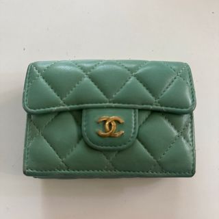 CHANEL(財布 ・ グリーン・カーキ/緑色系)のフリマアイテム一覧 CHANEL(財布 ・ グリーン・カーキ/緑色系)のフリマアイテム一覧