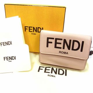 FENDI(財布 ・ ピンク/桃色系)のフリマアイテム一覧 FENDI(財布 ・ ピンク/桃色系)のフリマアイテム一覧