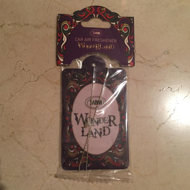 SABON(サボン)の新品 sabon wonderland car air freshener 自動車/バイクの自動車(車内アクセサリ)の商品写真