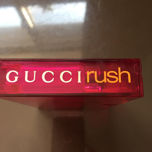 Gucci(グッチ)のGUCCI  rush2 コスメ/美容の香水(ユニセックス)の商品写真