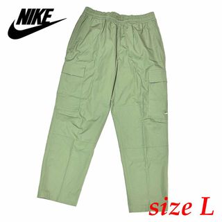 NIKE(パンツ ・ グリーン・カーキ/緑色系)のフリマアイテム一覧 NIKE(パンツ ・ グリーン・カーキ/緑色系)のフリマアイテム一覧