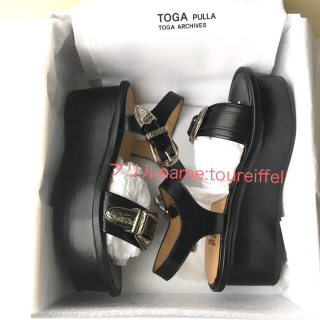 TOGA(トーガ)の今期新品 2017 トーガプルラ TOGAPULLA サンダル 黒 トーガ レディースの靴/シューズ(サンダル)の商品写真