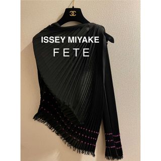 ISSEY MIYAKE - 【ISSEYMIYAKE】トゲプリーツストールの通販 by ISSEY MIYAKE - 【ISSEYMIYAKE】トゲプリーツストールの通販 by