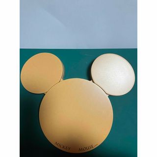 ミッキーマウス - ミッキーマウス　フェイス型　小物入れ　美品　ハンカチ3枚セット　未使用