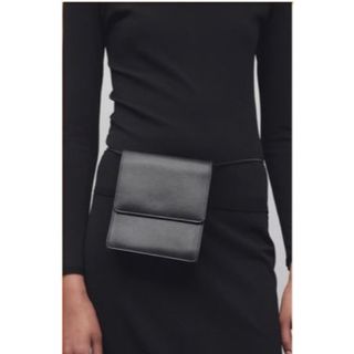 美品 MAURO GOVERNA カーフレザー レッドオレンジ ショルダー 美品 MAURO GOVERNA カーフレザー レッドオレンジ ショルダー