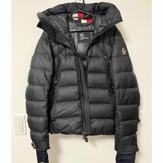 ダウンジャケット monclerのフリマアイテム一覧 ダウンジャケット monclerのフリマアイテム一覧