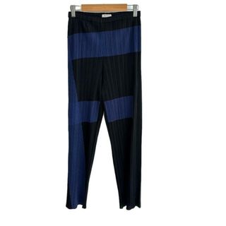 PLEATS PLEASE ISSEY MIYAKE(パンツ ・ ブラック/黒色系)の PLEATS PLEASE ISSEY MIYAKE(パンツ ・ ブラック/黒色系)の