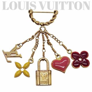 LOUIS VUITTON(ブローチ/コサージュ)のフリマアイテム一覧 LOUIS VUITTON(ブローチ/コサージュ)のフリマアイテム一覧