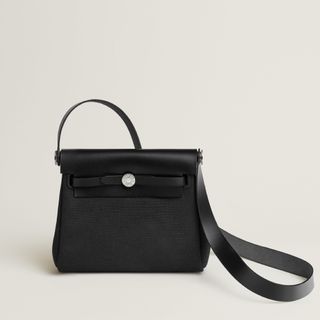 HERMES - HERMES メッセンジャーバッグ キャメル レザー HERMES - HERMES メッセンジャーバッグ キャメル レザー