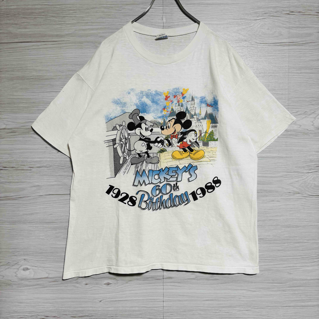 絶妙なデザイン ディズニー 入手困難】Disney ミッキー 80s XLサイズ Tシャツ トップス