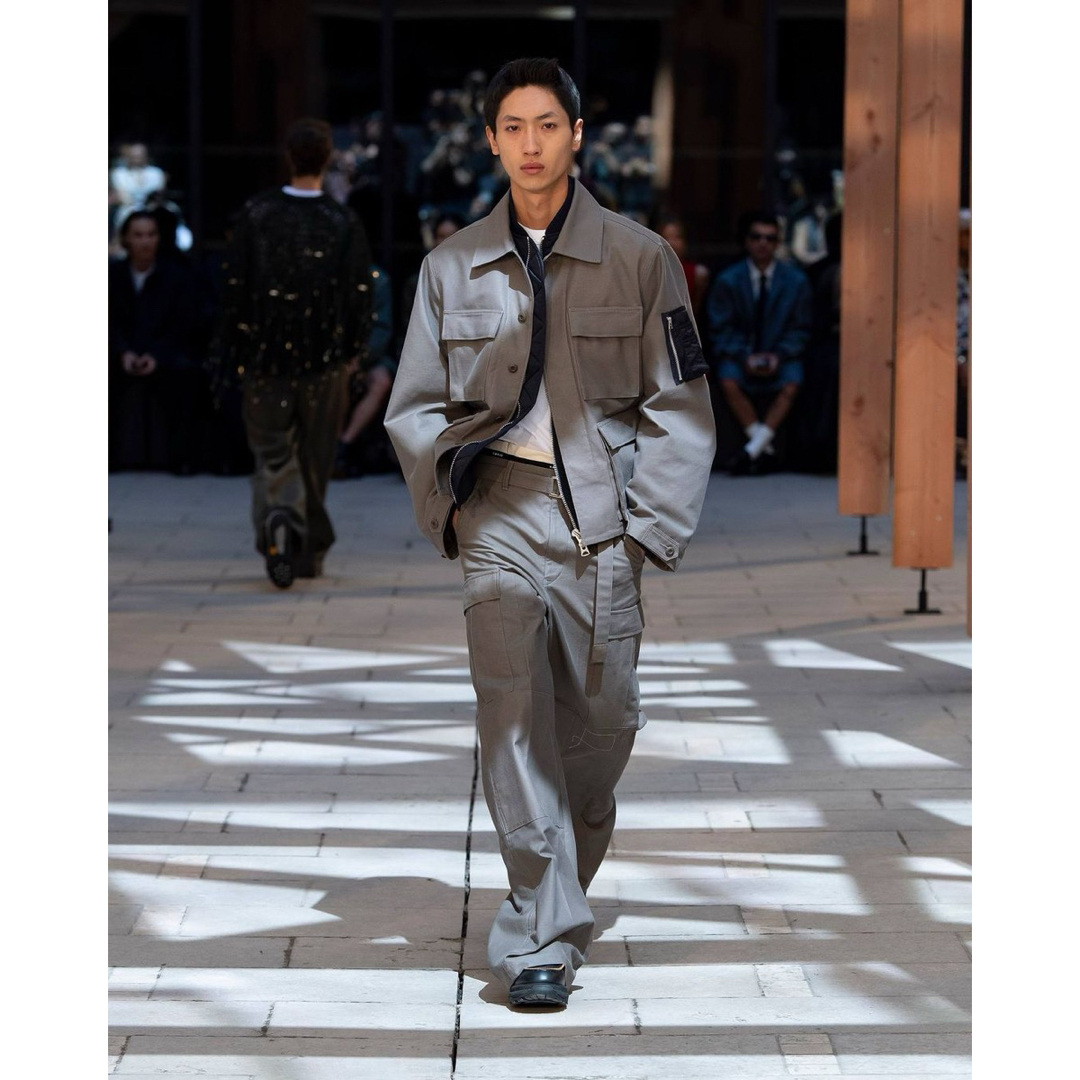 sacai - sacai wtaps Cotton Back Satin Jacket 02 の通販 by sacai - sacai wtaps Cotton Back Satin Jacket 02 の通販 by