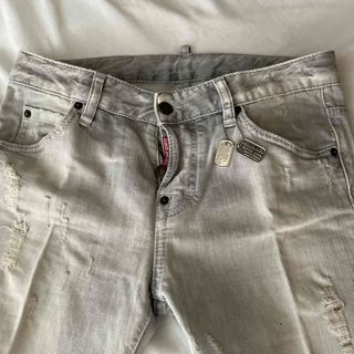 DSQUARED2 - dsquared2 レディースジーンズ34 赤パッチの通販 DSQUARED2 - dsquared2 レディースジーンズ34 赤パッチの通販
