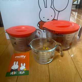Pyrex - パイレックス ミッフィー 計量カップセットの通販 by Pyrex - パイレックス ミッフィー 計量カップセットの通販 by