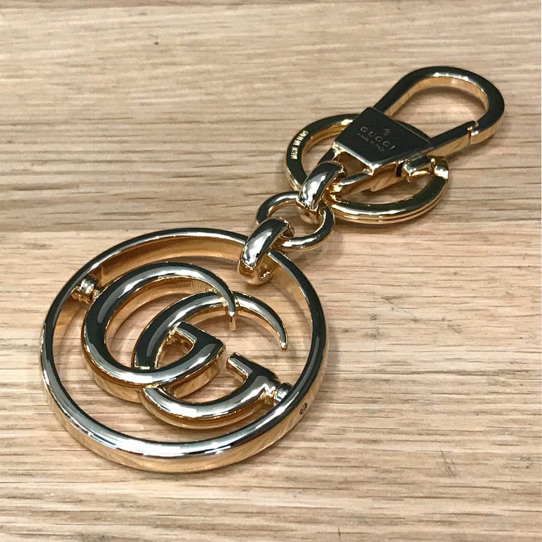 GUCCI - 新品同様 グッチ 現行 ダブルG キーチェーン キーリング GUCCI - 新品同様 グッチ 現行 ダブルG キーチェーン キーリング