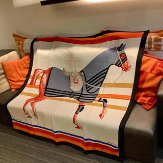 フランス製 HERMES エルメス カレ140 馬着とともに 奥深 スカーフ フランス製 HERMES エルメス カレ140 馬着とともに 奥深 スカーフ