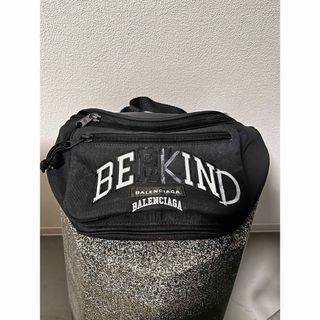 BALENCIAGA(ボディーバッグ)のフリマアイテム一覧 BALENCIAGA(ボディーバッグ)のフリマアイテム一覧