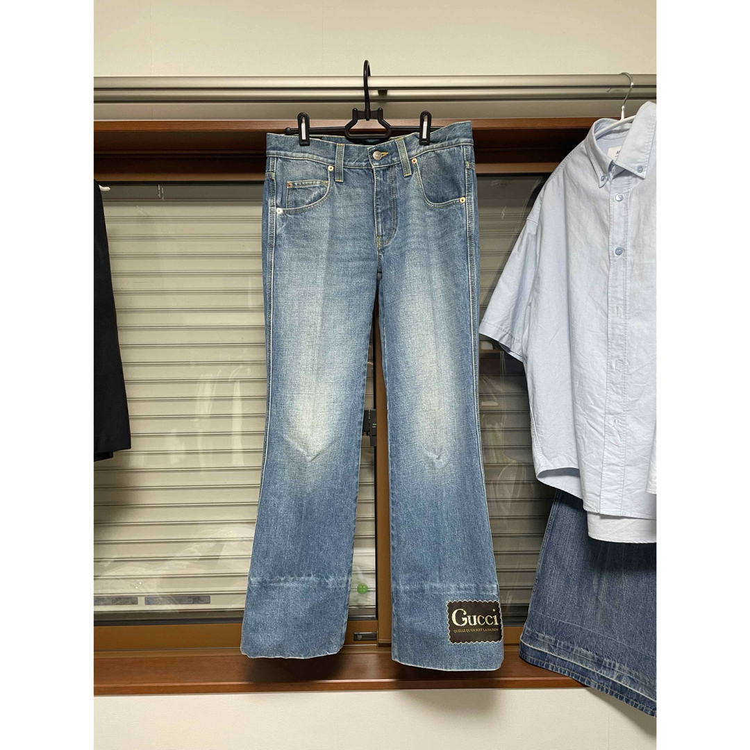 GUCCI - GUCCI 20SS ラベル付き フレア デニムパンツの通販 by GUCCI - GUCCI 20SS ラベル付き フレア デニムパンツの通販 by