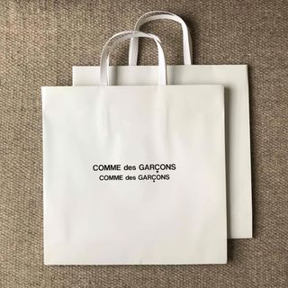 COMME des GARCONS(ショップ袋 ・ ホワイト/白色系)のフリマ COMME des GARCONS(ショップ袋 ・ ホワイト/白色系)のフリマ