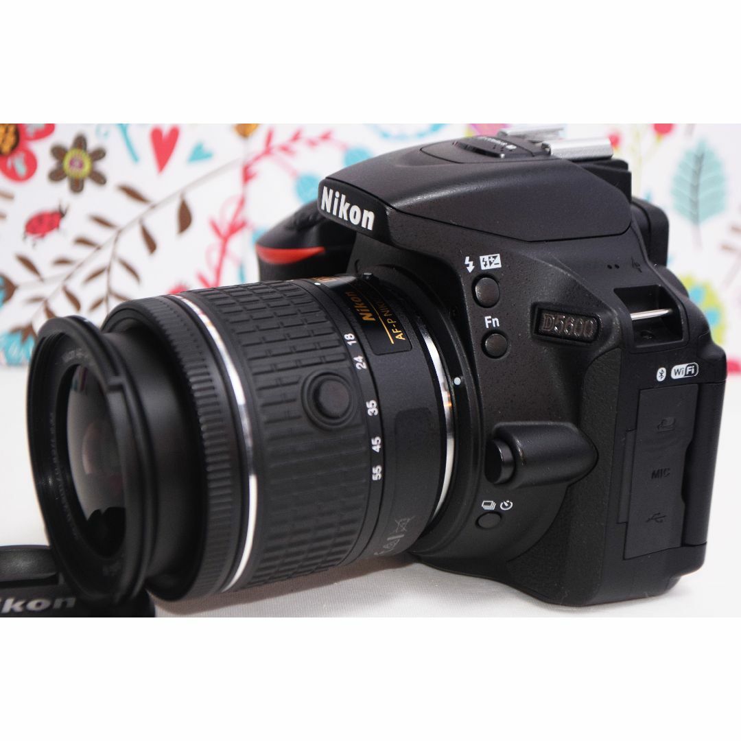Nikon - 自撮りらくらく⭐️極美品⭐️動画・スマホ転送OK⭐️Nikon D5600