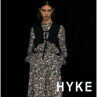 HYKE - hyke scp sweater vest ネイビー