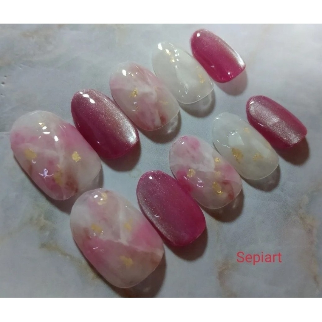 ジェルネイルチップ☆付け爪☆5ミクロンマグネットピンク×大理石柄 ハンドメイドのアクセサリー(ネイルチップ)の商品写真