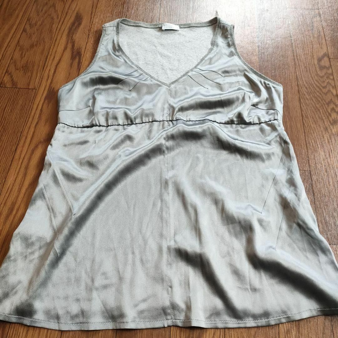 う7 超美品 ブルネロクチネリ ノースリーブ トップス カシミヤ100