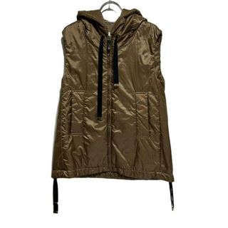 Max Mara(ベスト/ジレ)のフリマアイテム一覧 Max Mara(ベスト/ジレ)のフリマアイテム一覧