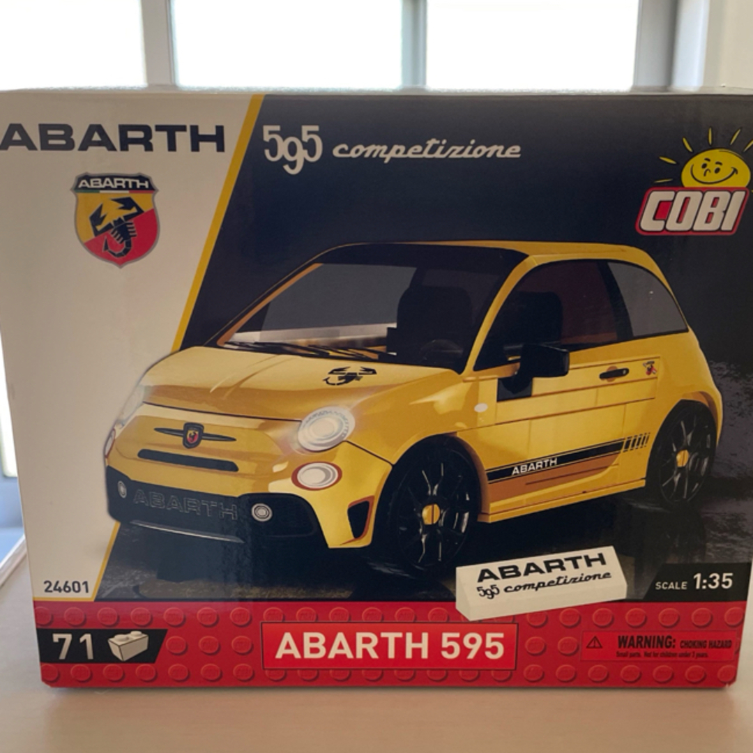 COBI アバルト595 1/35 71P ブロック　レゴ