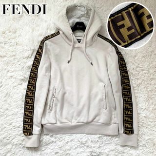 FENDI - 10729【美品】フェンディ☆カリグラフィー刺繍ロゴ短 FENDI - 10729【美品】フェンディ☆カリグラフィー刺繍ロゴ短