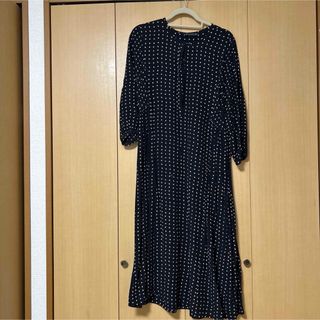 ZARA - 【ザラ】レーヨン混 ボリューム ニット ノースリーブ ZARA - 【ザラ】レーヨン混 ボリューム ニット ノースリーブ