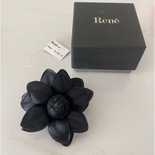 René(ブローチ/コサージュ)のフリマアイテム一覧 René(ブローチ/コサージュ)のフリマアイテム一覧