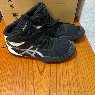 asics - レスリング 日本代表JPN WRESTLING TEAM 赤 Tシャツの asics - レスリング 日本代表JPN WRESTLING TEAM 赤 Tシャツの