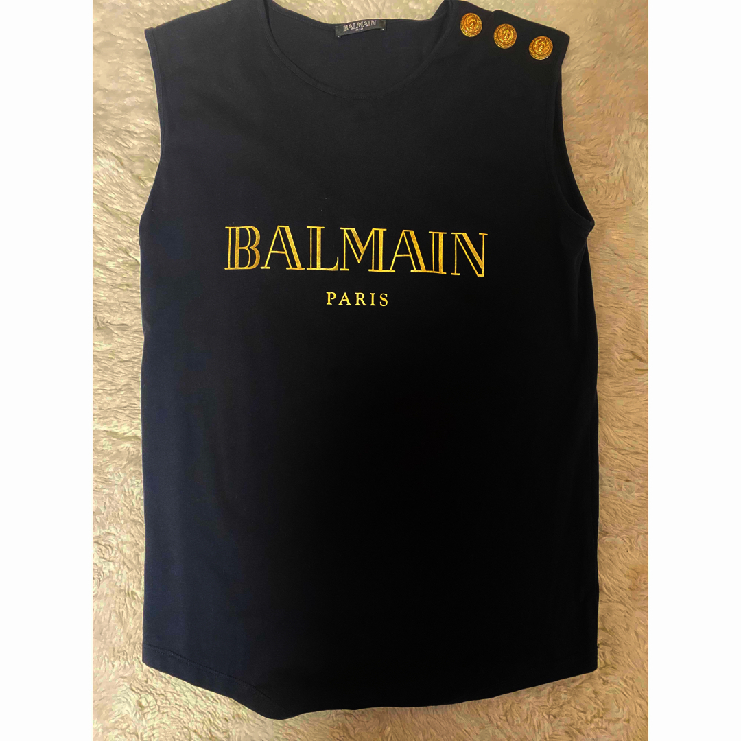 BALMAIN(バルマン)の浜崎あゆみ着用バルマンBALMAIN最新作☆ボタン付コットンロゴTシャツ レディースのトップス(Tシャツ(半袖/袖なし))の商品写真