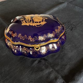 リモージュキャッスル陶器製ボックス22k GOLD