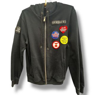 VERSACE(パーカー)のフリマアイテム一覧 VERSACE(パーカー)のフリマアイテム一覧