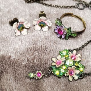 Michal Negrinの中古フリマアイテム一覧 Michal Negrinの中古フリマアイテム一覧