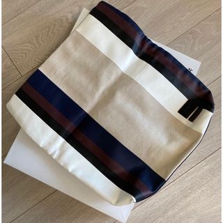 MARNI(セカンドバッグ/クラッチバッグ)のフリマアイテム一覧 MARNI(セカンドバッグ/クラッチバッグ)のフリマアイテム一覧