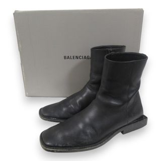 BALENCIAGA - バレンシアガ BULLDOZER 693963 WBCQ0 BALENCIAGA - バレンシアガ BULLDOZER 693963 WBCQ0