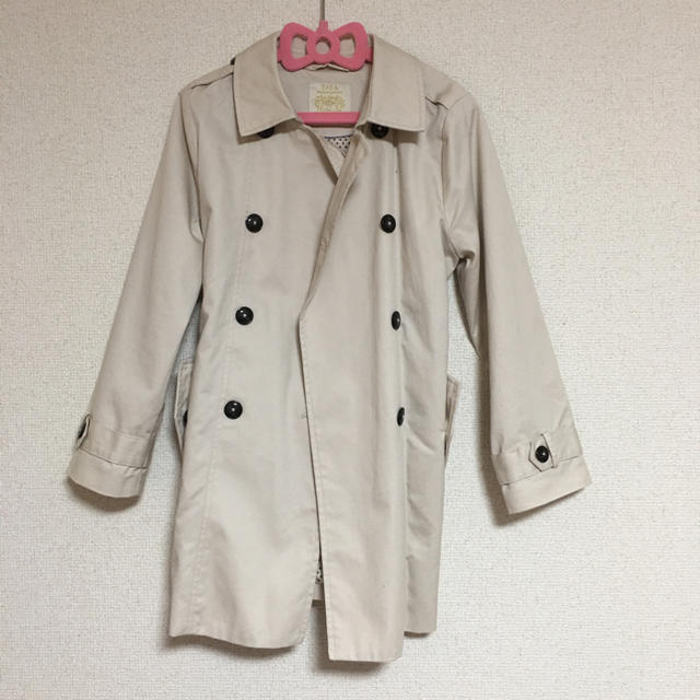 ZARA KIDS(ザラキッズ)のトレンチコート♡ZARA女の子128㎝ レディースのジャケット/アウター(トレンチコート)の商品写真