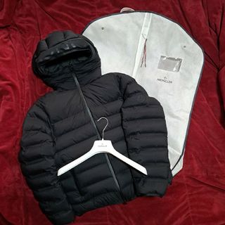 MONCLER - 10384【美品・QR確認済み】モンクレール☆定番カラー MONCLER - 10384【美品・QR確認済み】モンクレール☆定番カラー