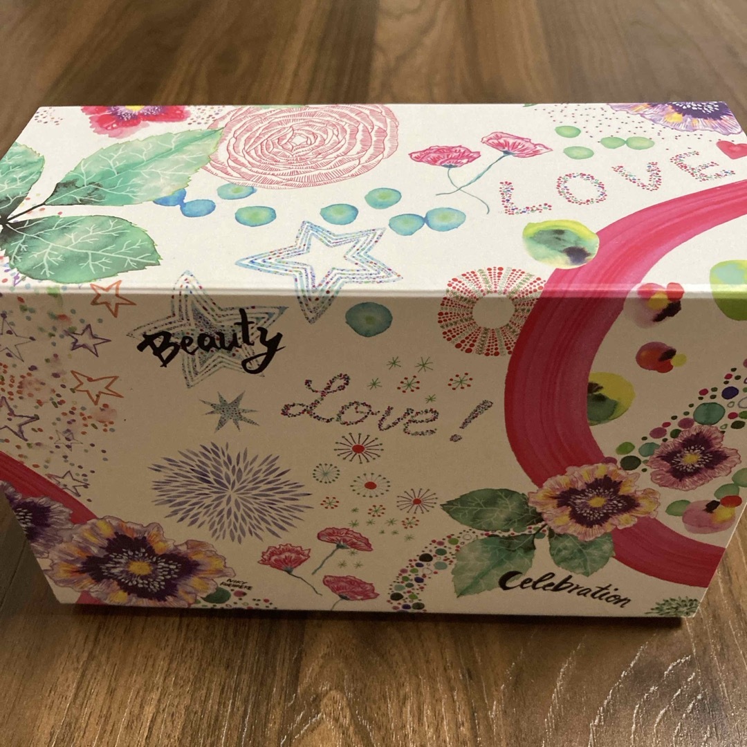 ALBION(アルビオン)のお値下げ！！☆ＡＬＢＩＯＮ  アルビオン  ４０周年記念  ＢＯＸ☆ コスメ/美容のコスメ/美容 その他(その他)の商品写真