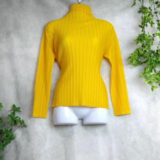 PLEATS PLEASE ISSEY MIYAKE(イエロー/黄色系)のフリマ PLEATS PLEASE ISSEY MIYAKE(イエロー/黄色系)のフリマ
