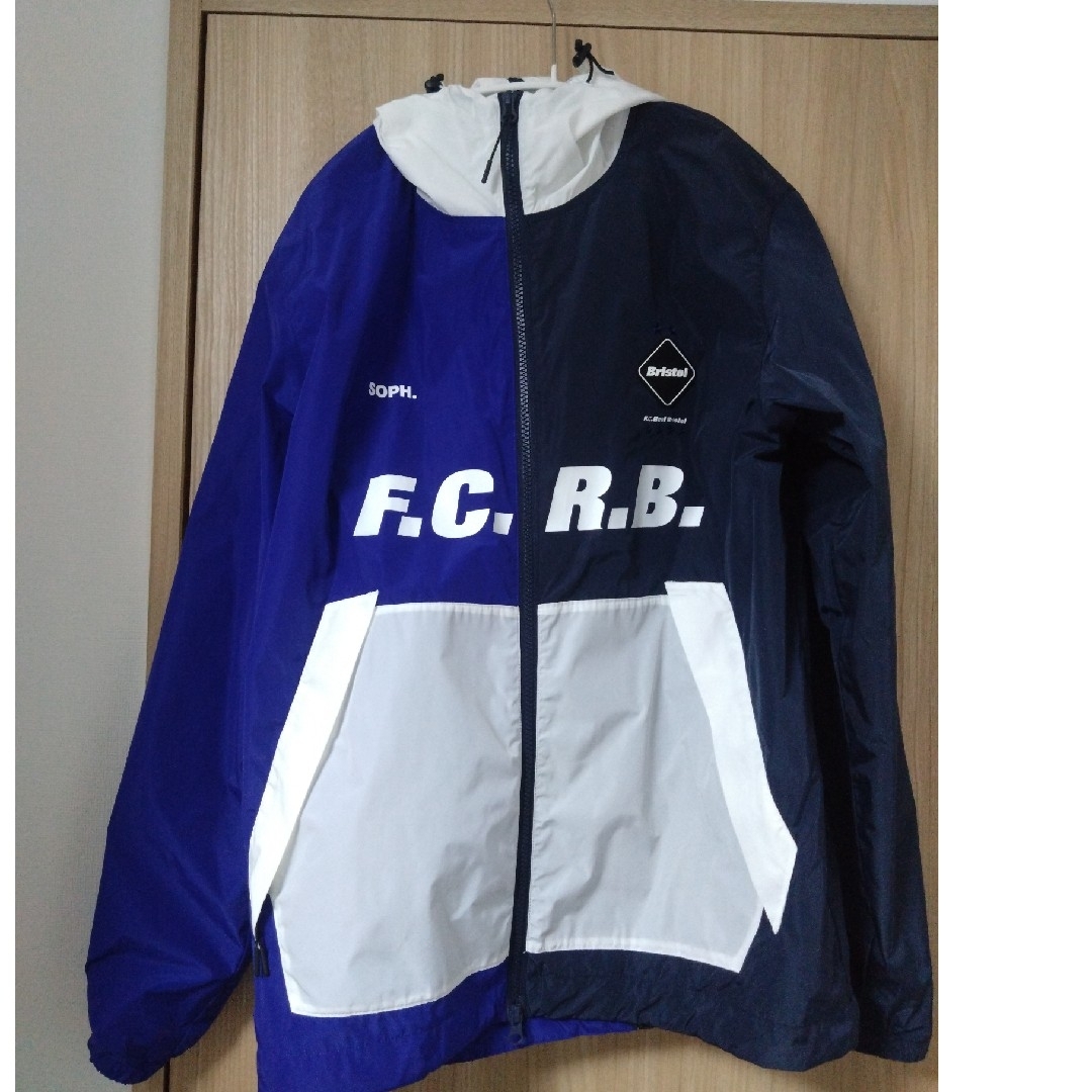F.C.Real Bristol(エフシーレアルブリストル)のF.C.R.B SEPARATE PRACTICE JACKET メンズのジャケット/アウター(ナイロンジャケット)の商品写真