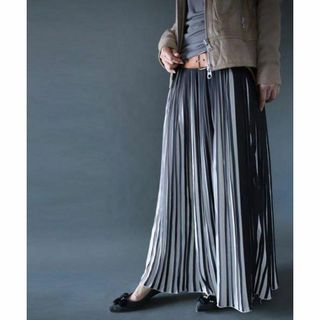 antiqua - アンティカ 水彩スリット ロングスカートの通販|ラクマ antiqua - アンティカ 水彩スリット ロングスカートの通販|ラクマ