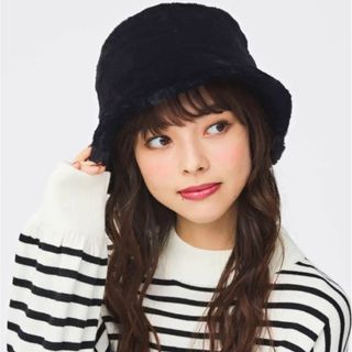 GU - GUミハラヤスヒロコラボ。バケットハット の通販 by a's GU - GUミハラヤスヒロコラボ。バケットハット の通販 by a's