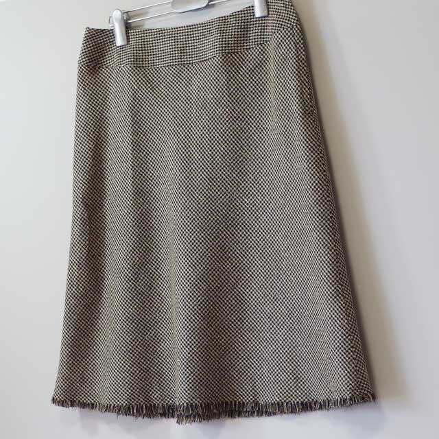 COMME CA ISM(コムサイズム)のコムサイズム シルク混 ひざ丈 スカート レディースのスカート(ひざ丈スカート)の商品写真