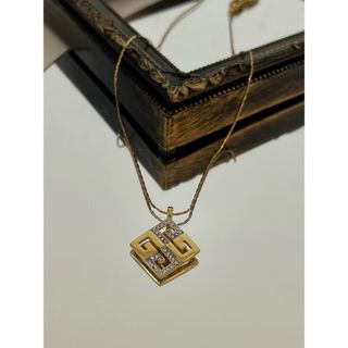GIVENCHY - GIVENCHY ネックレス ガラスの通販|ラクマ GIVENCHY - GIVENCHY ネックレス ガラスの通販|ラクマ