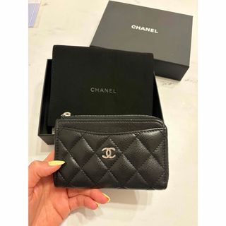 CHANEL - 値下げ!新品未使用 シャネル コインパース&AirPods CHANEL - 値下げ!新品未使用 シャネル コインパース&AirPods